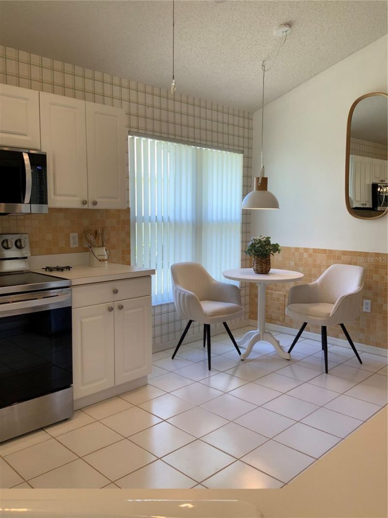 4916 Linsey Court , Sarasota, FL 34243 Photo