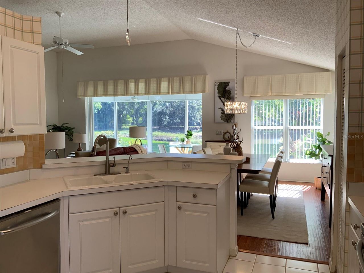 4916 Linsey Court , Sarasota, FL 34243 Photo