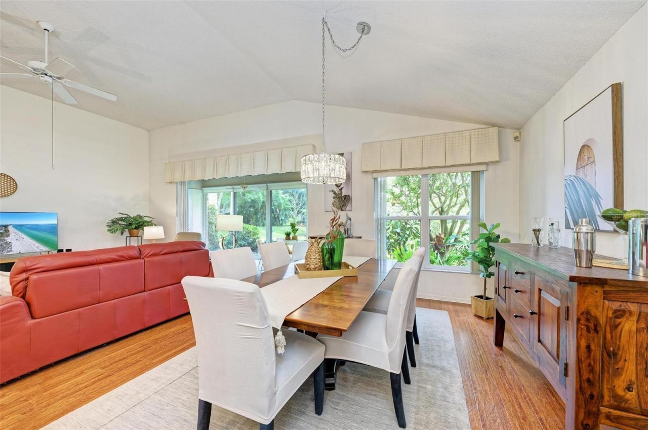 4916 Linsey Court , Sarasota, FL 34243 Photo