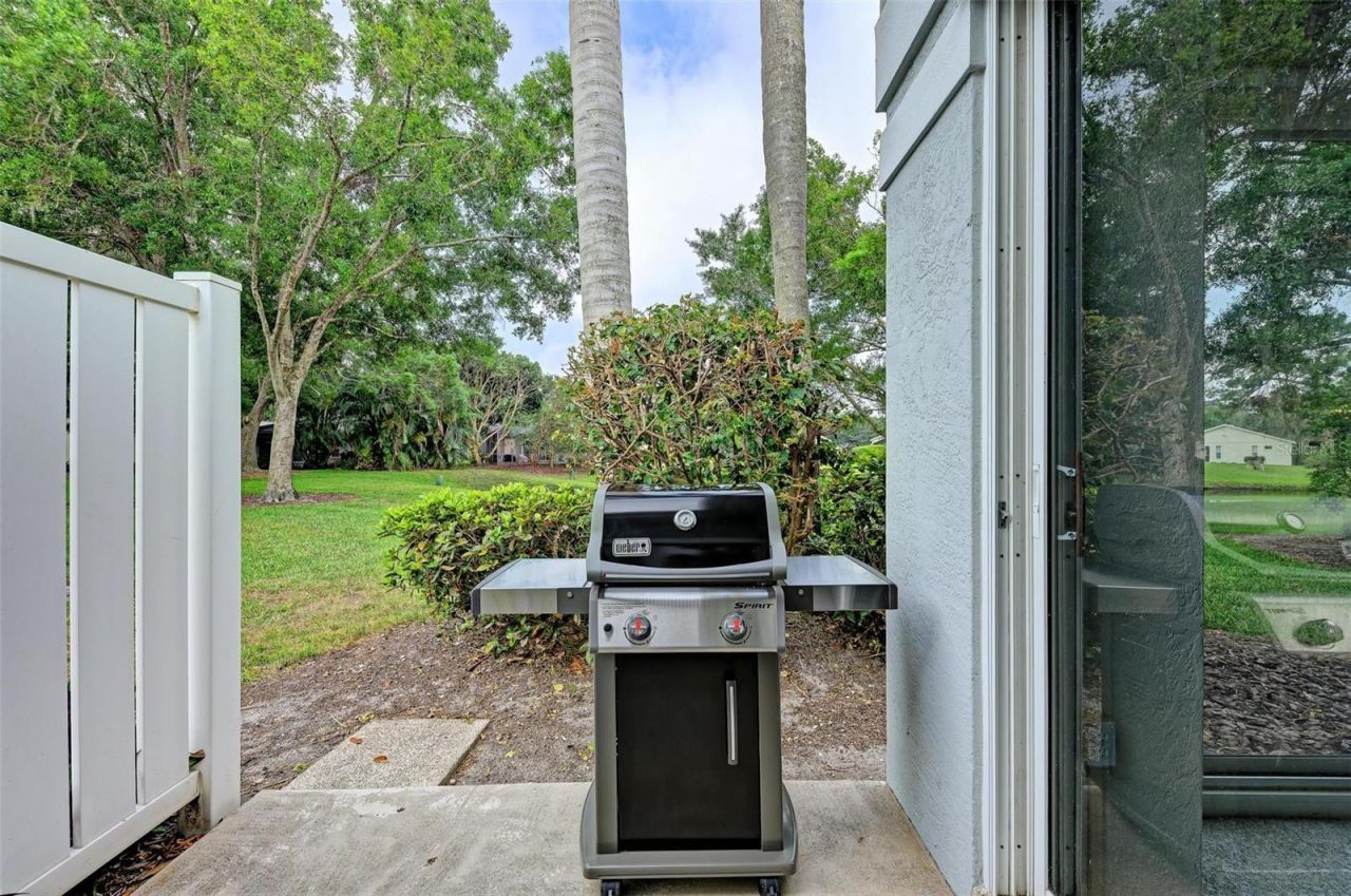 4916 Linsey Court , Sarasota, FL 34243 Photo