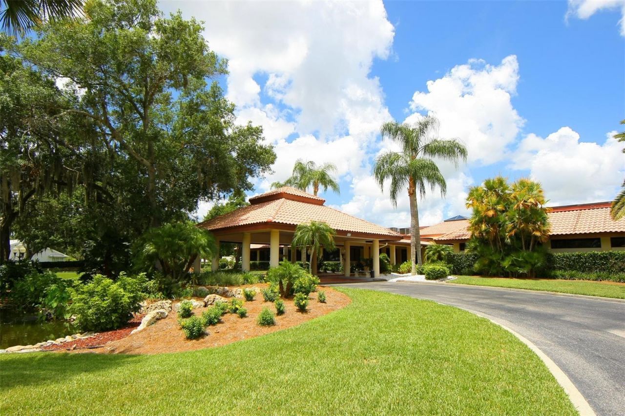 4916 Linsey Court , Sarasota, FL 34243 Photo