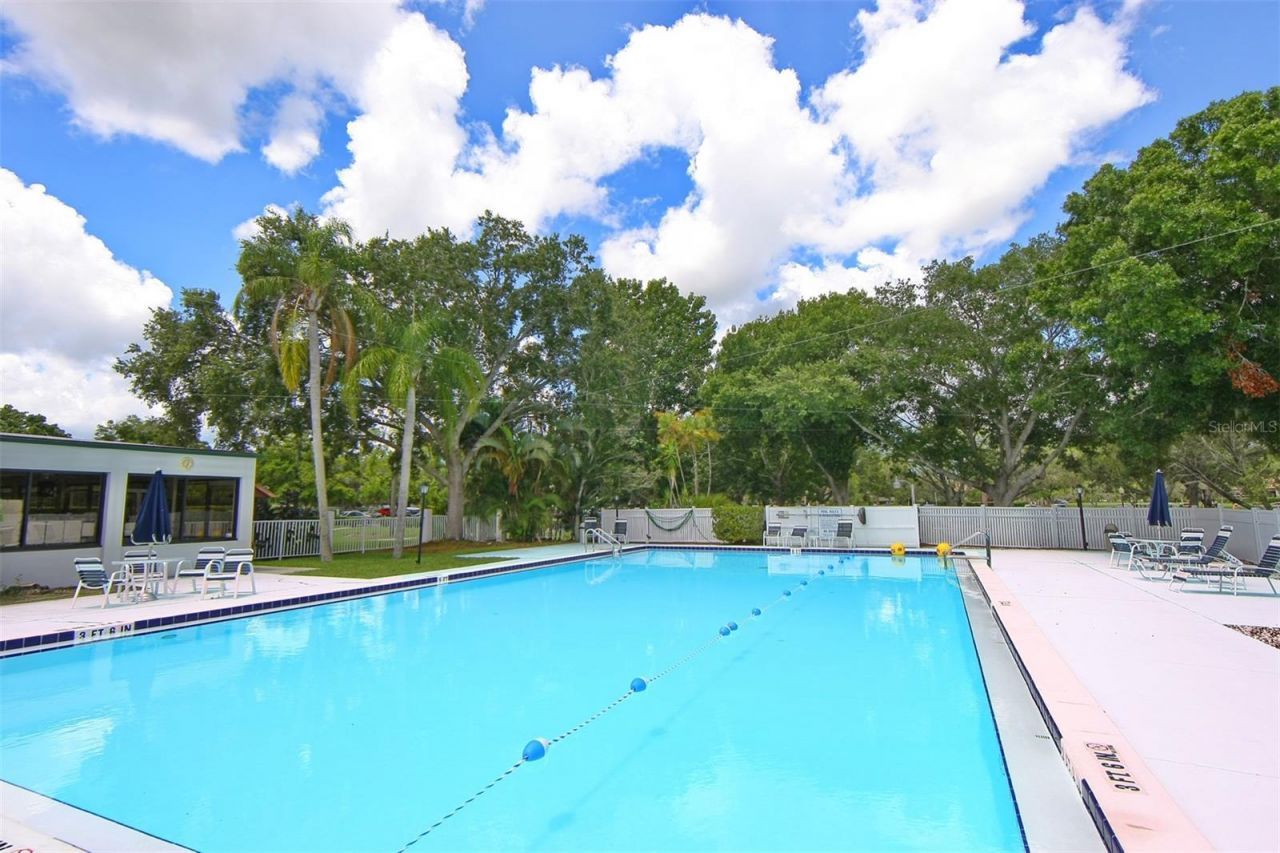 4916 Linsey Court , Sarasota, FL 34243 Photo