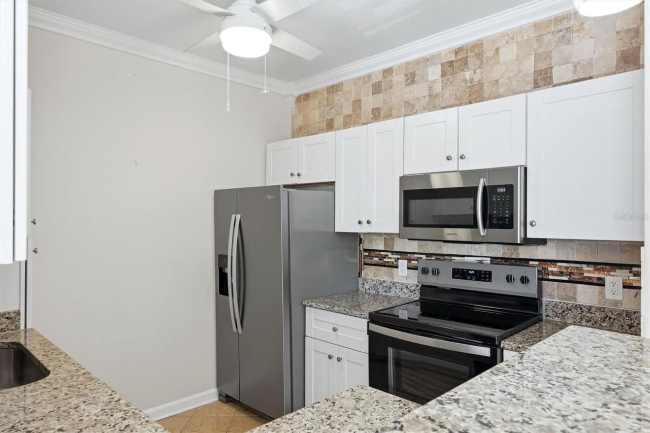 4802 51st Street W, Unit 1010, Bradenton, FL 34210 Photo