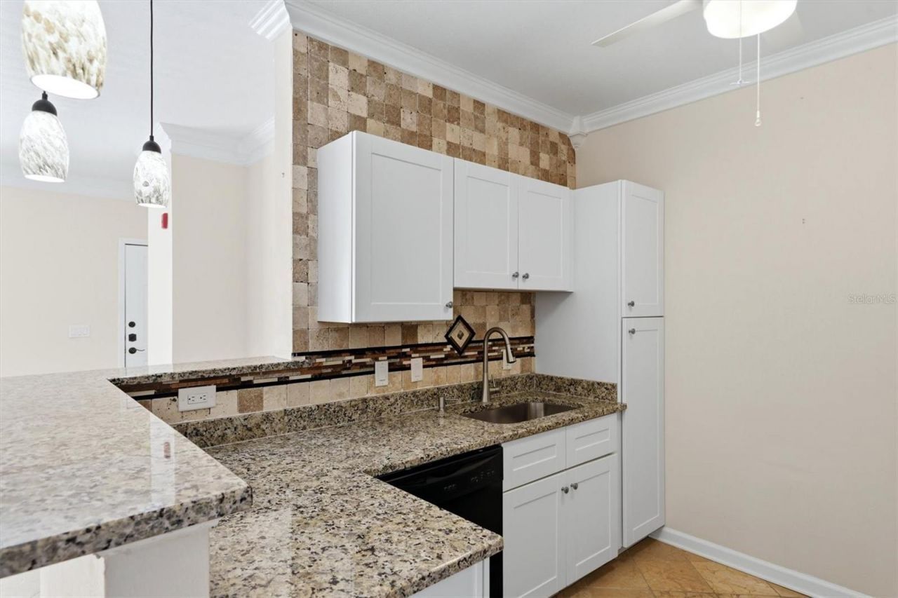 4802 51st Street W, Unit 1010, Bradenton, FL 34210 Photo