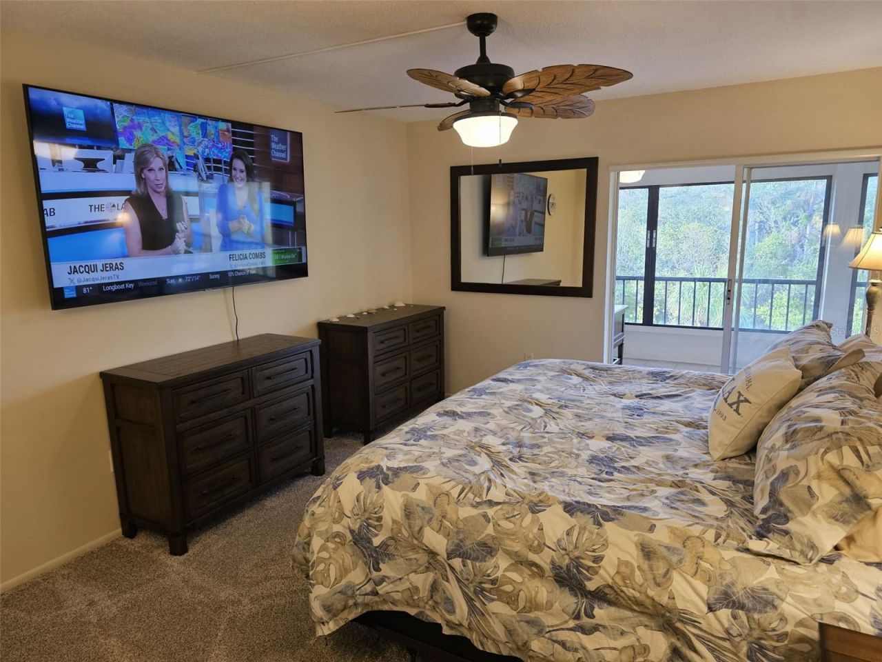 225 Hourglass Way, Unit 303, Sarasota, FL 34242 Photo