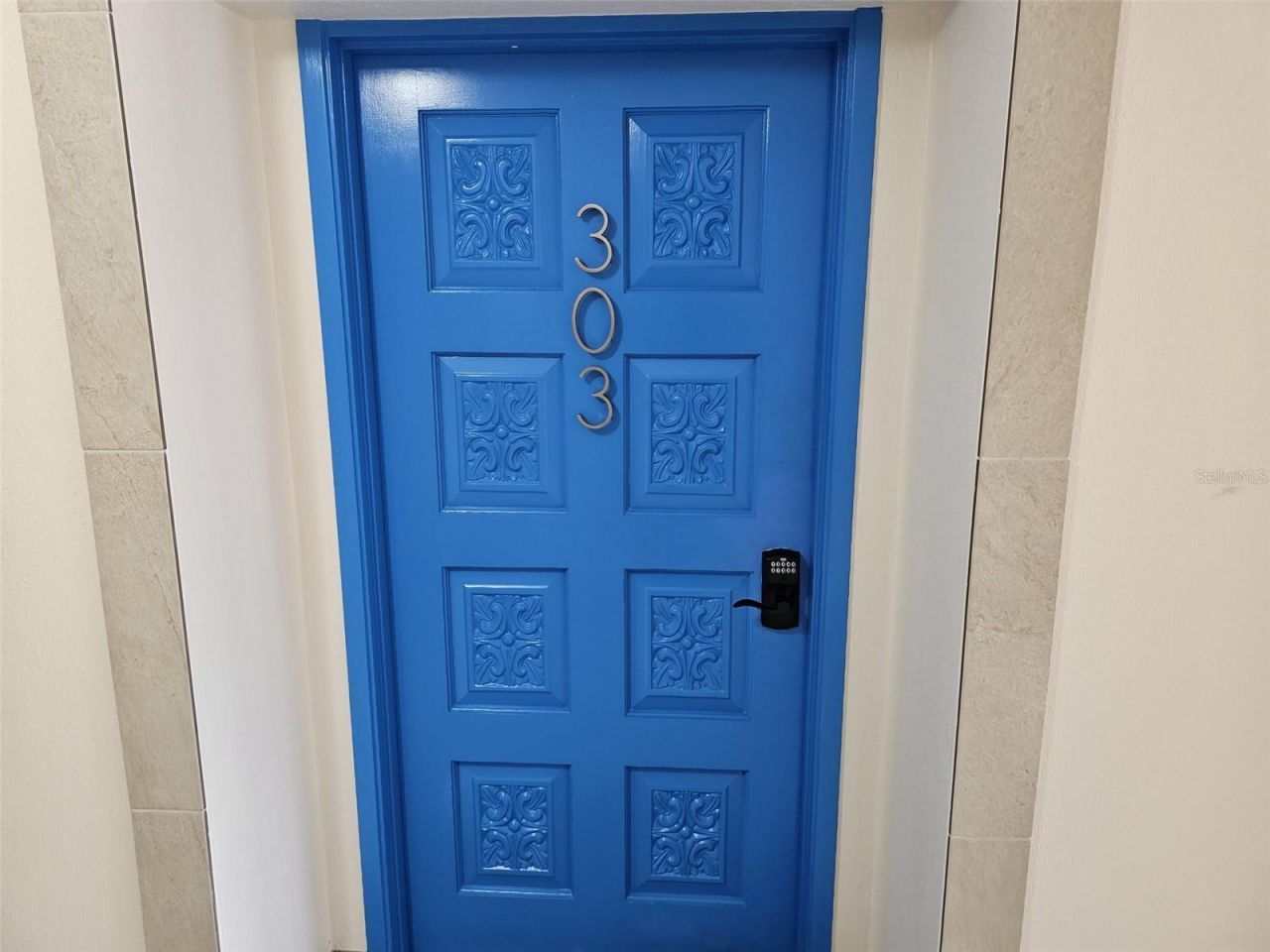 225 Hourglass Way, Unit 303, Sarasota, FL 34242 Photo