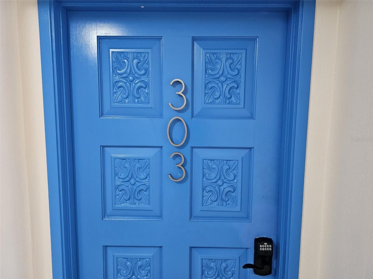 225 Hourglass Way, Unit 303, Sarasota, FL 34242 Photo