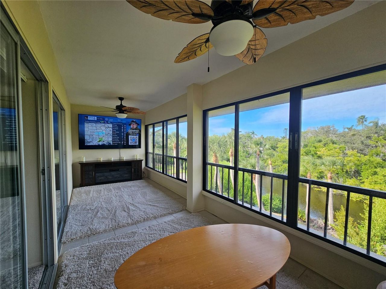 225 Hourglass Way, Unit 303, Sarasota, FL 34242 Photo