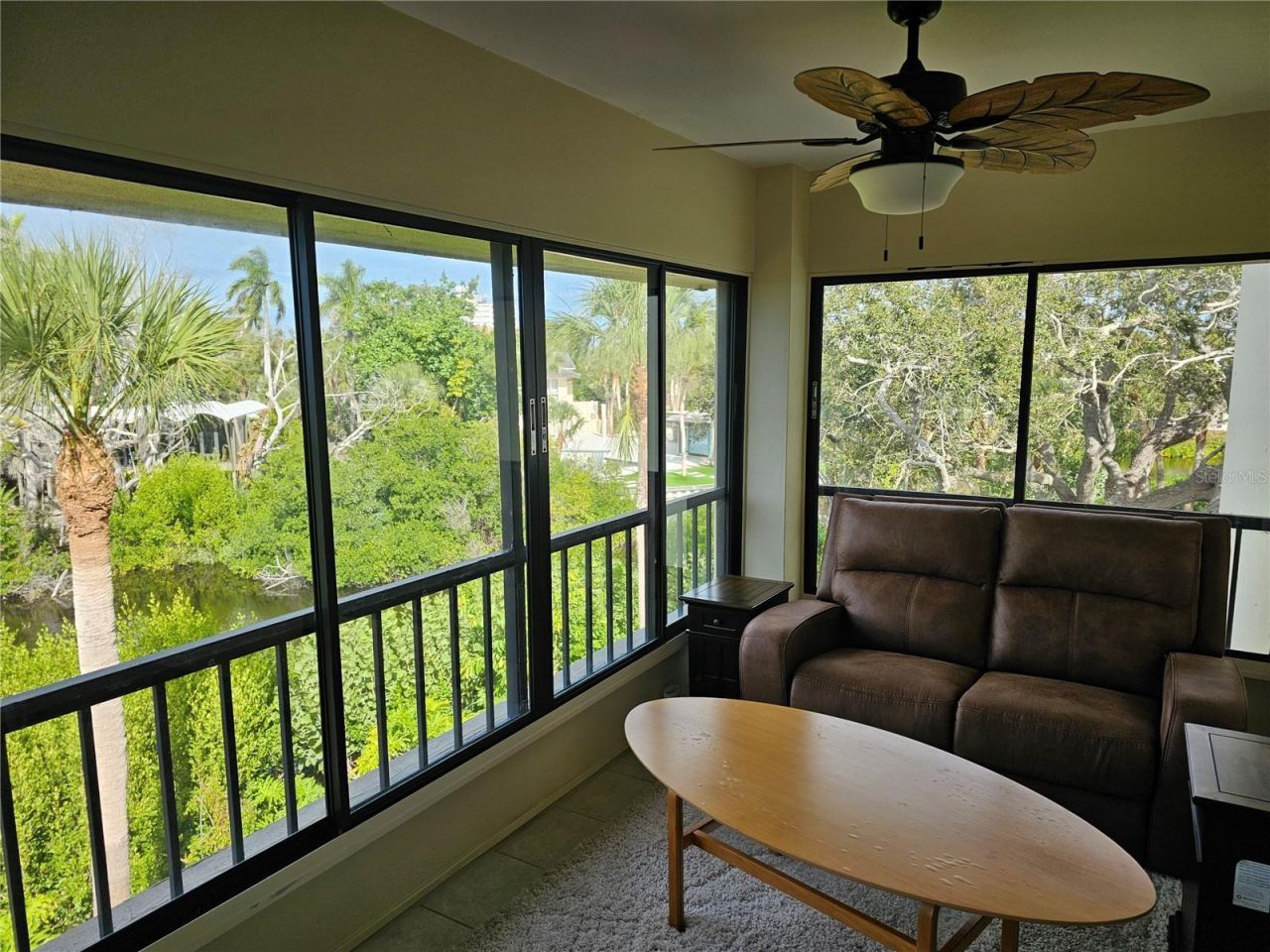 225 Hourglass Way, Unit 303, Sarasota, FL 34242 Photo