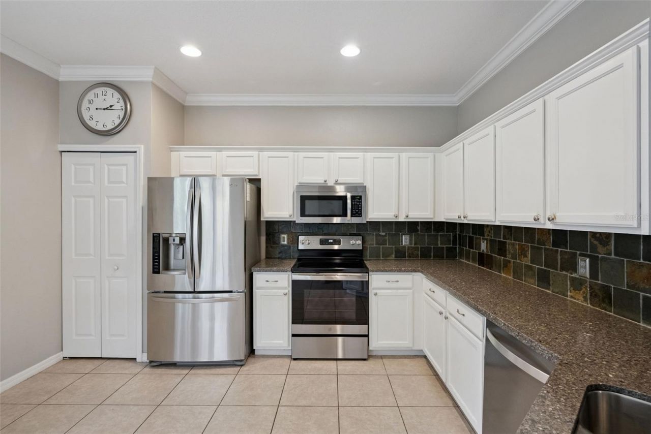 1290 Burgundy Court , Oviedo, FL 32766 Photo