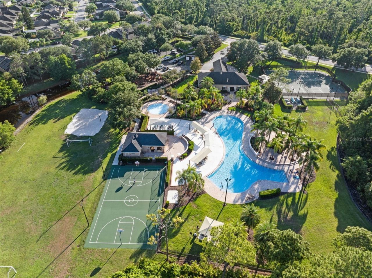 1290 Burgundy Court , Oviedo, FL 32766 Photo