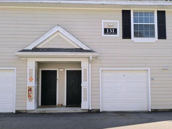 131 SOUTHERN PECAN CIRCLE , Unit 201, WINTER GARDEN, FL 34787