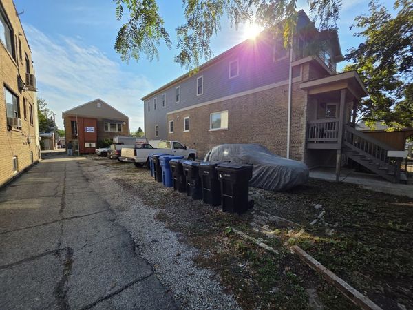 4053 N Mobile Avenue, Chicago, IL 60634