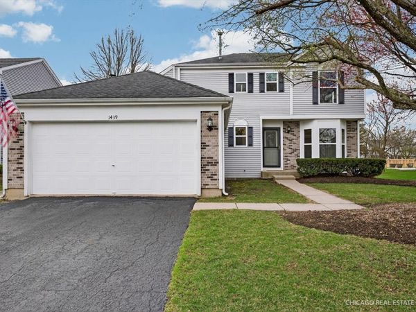1439 Blue Heron Drive, Crystal Lake, IL 60014