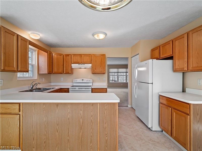 7770 Arbor Way, Parma, OH 44134 Photo 7