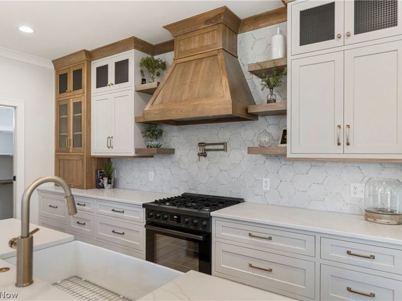 550 Woodlands Glen Avenue , Hartville, OH 44632 Photo 23