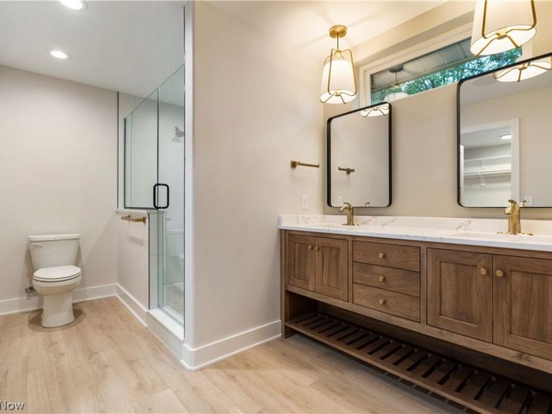 550 Woodlands Glen Avenue , Hartville, OH 44632 Photo 31