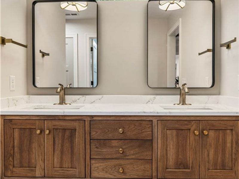 550 Woodlands Glen Avenue , Hartville, OH 44632 Photo 33