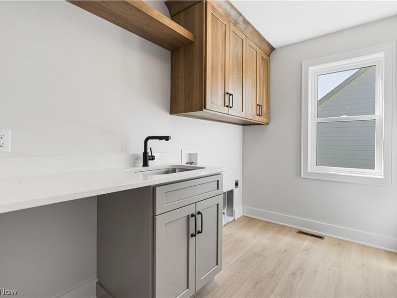 550 Woodlands Glen Avenue , Hartville, OH 44632 Photo 39