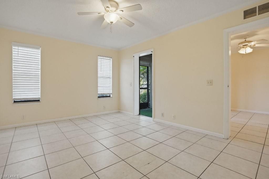 5369 Treetops Dr, Unit M102, Naples, FL 34113 Photo
