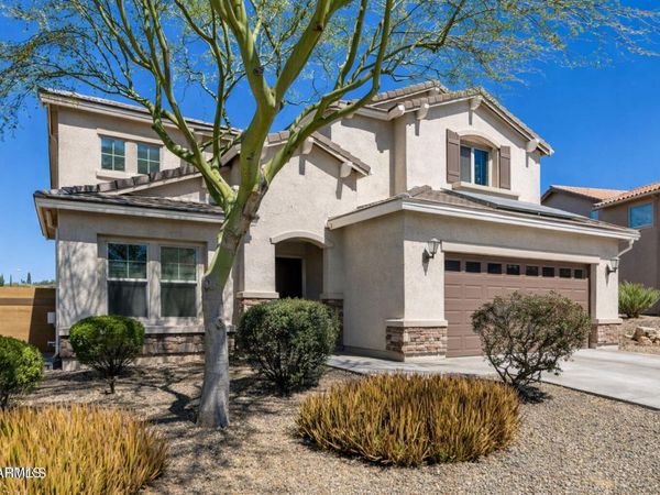 1904 W BLACK HILL Road, Phoenix, AZ 85085