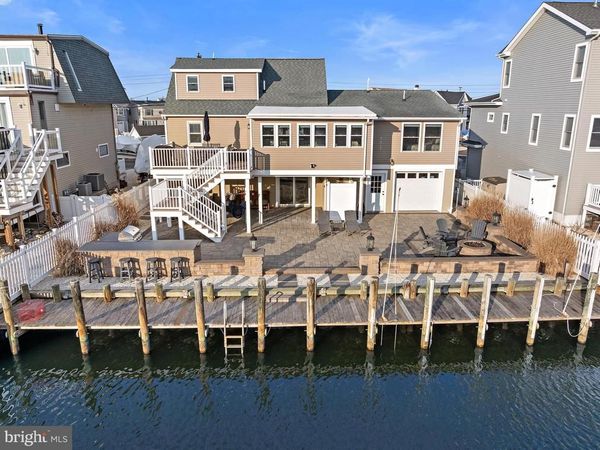 304 MORRIS BOULEVARD , MANAHAWKIN, NJ 08050