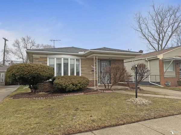 6721 Buhr Street, Hamtramck, MI 48212