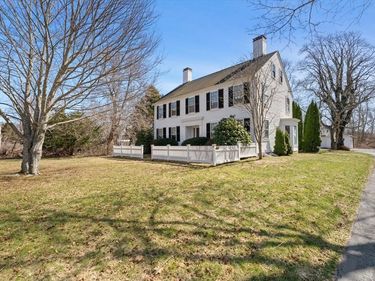 585 Careswell St, Marshfield, MA 02050