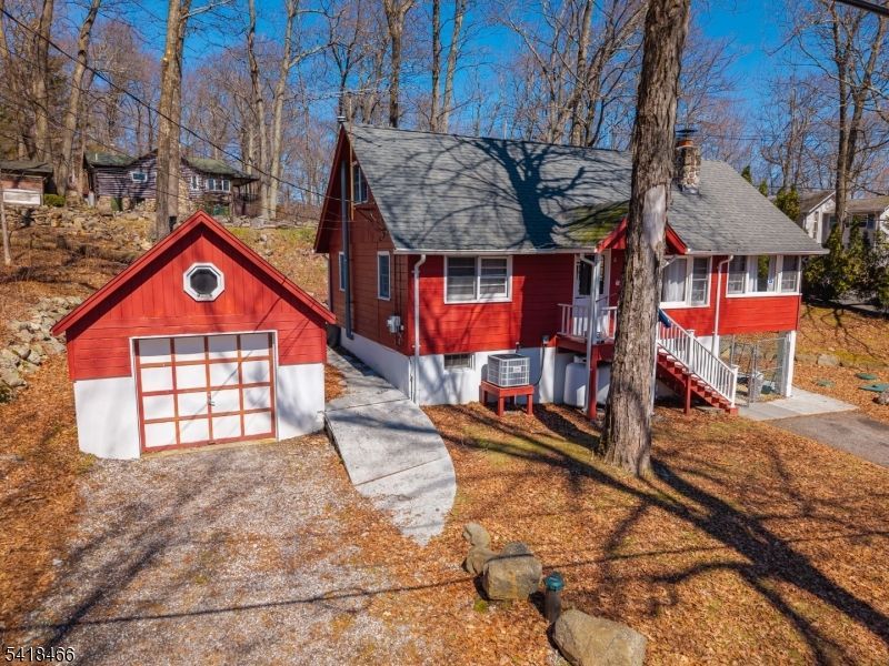 19 Amicalola Rd, Vernon, NJ 07462 Main Photo