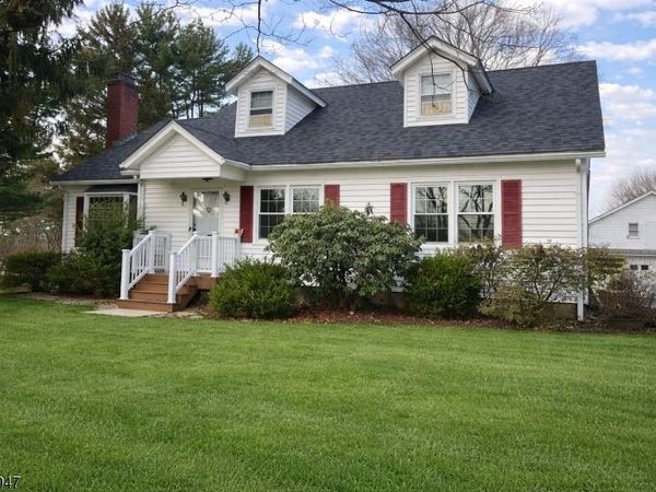 27 Union Rd, Clinton, NJ 08809