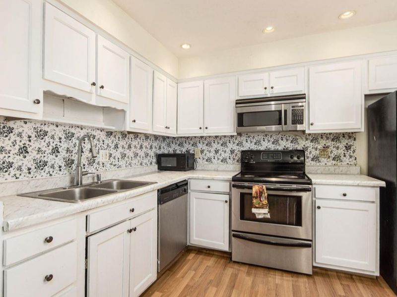 6677 Red Coach Lane , Reynoldsburg, OH 43068 Photo 14