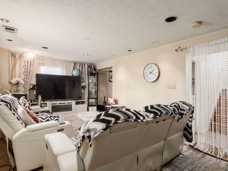 6677 Red Coach Lane , Reynoldsburg, OH 43068 Photo 28