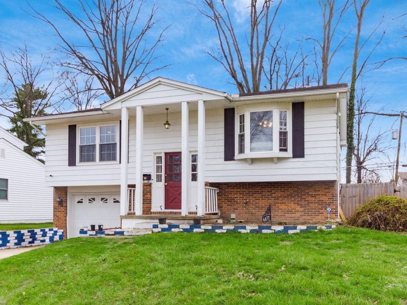 6677 Red Coach Lane , Reynoldsburg, OH 43068 Photo 5