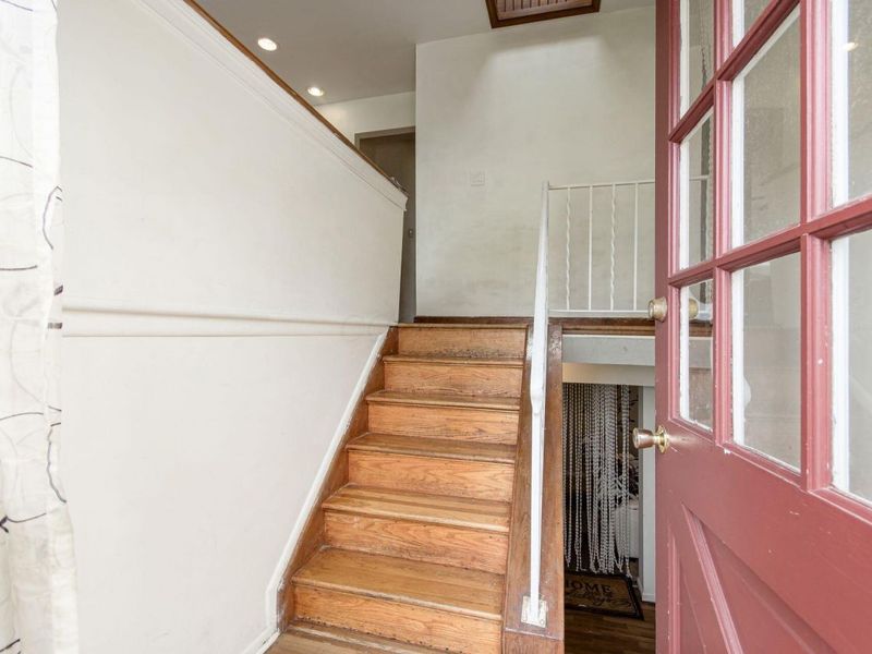 6677 Red Coach Lane , Reynoldsburg, OH 43068 Photo 7