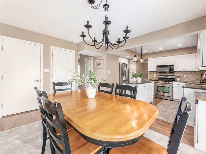 3884 Antrim Road, Columbus, OH 43221 Photo 12