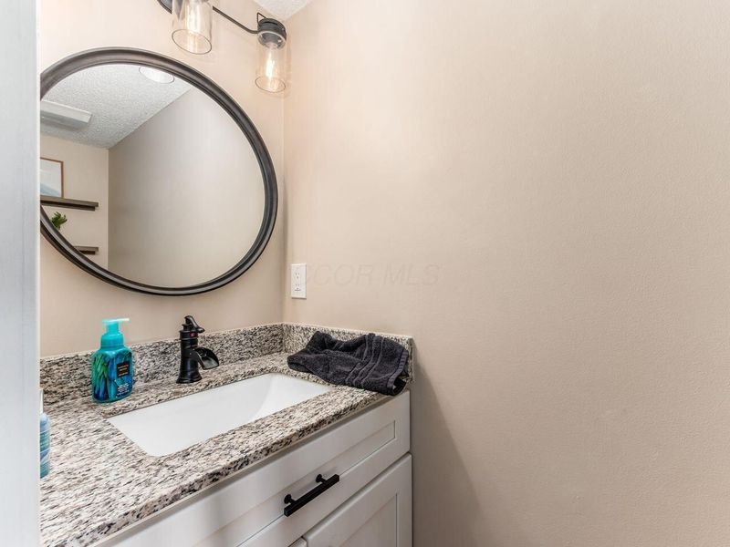 3884 Antrim Road, Columbus, OH 43221 Photo 16