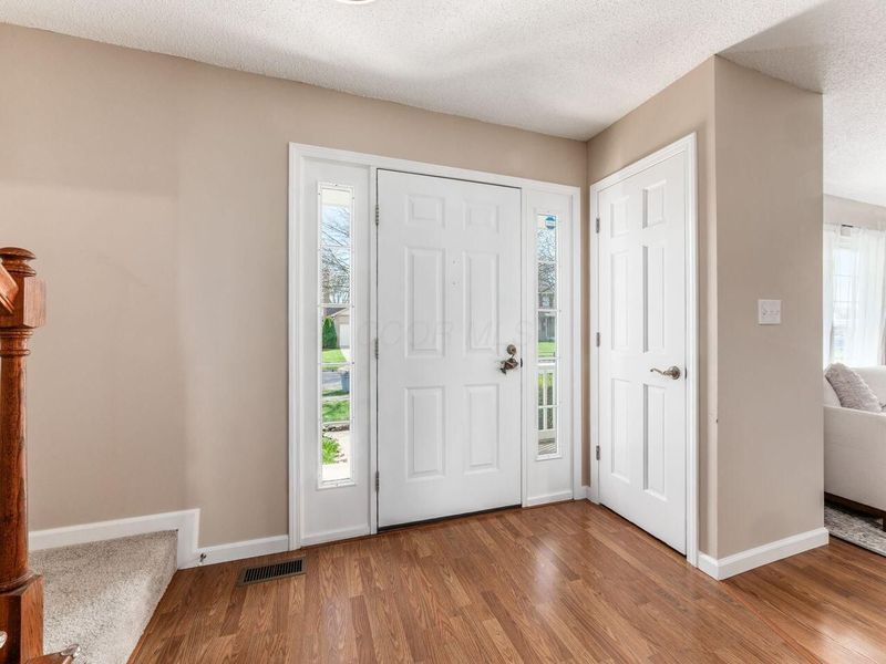 3884 Antrim Road, Columbus, OH 43221 Photo 2