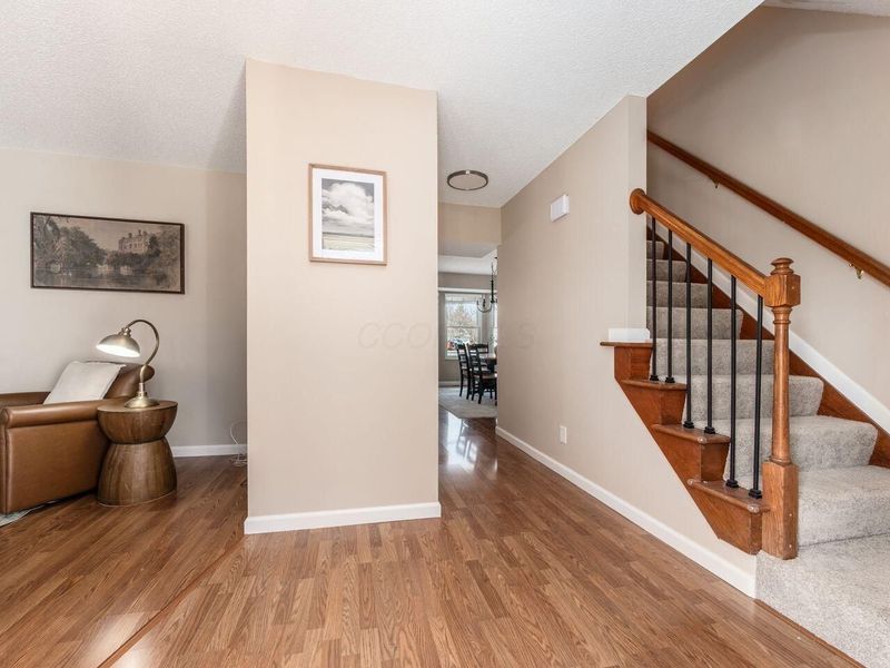 3884 Antrim Road, Columbus, OH 43221 Photo 3