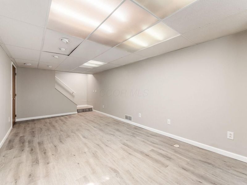 3884 Antrim Road, Columbus, OH 43221 Photo 32