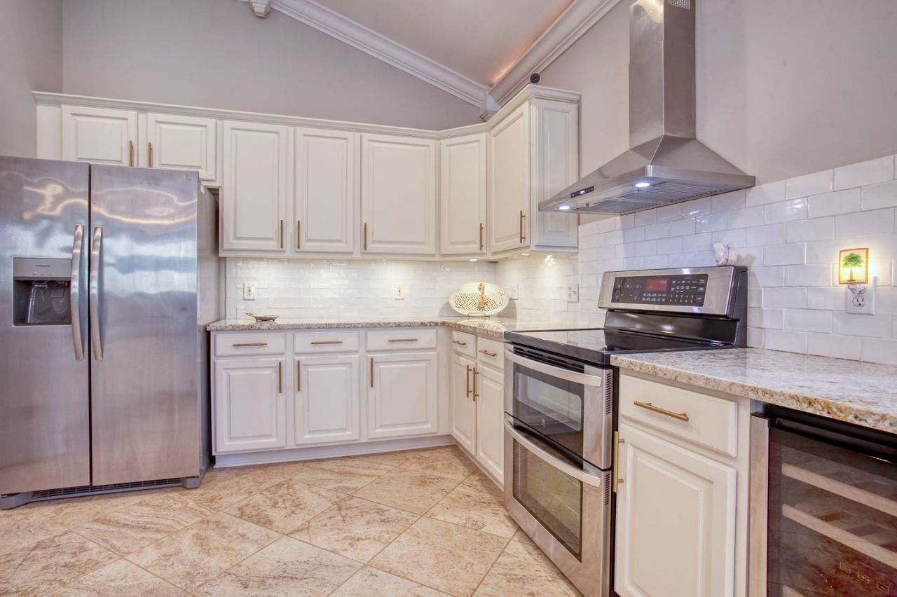 4478 Fringetree Dr. Photo 11