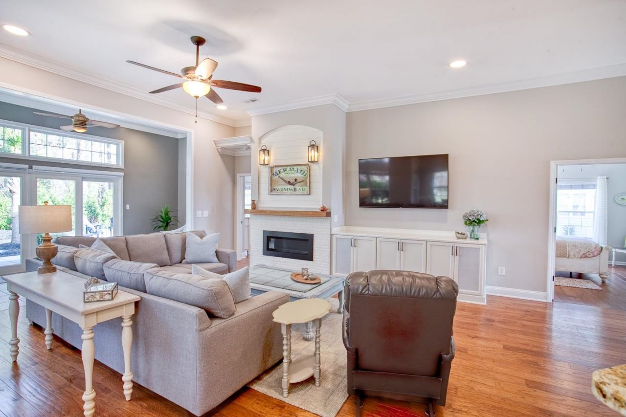 4478 Fringetree Dr. Photo 3