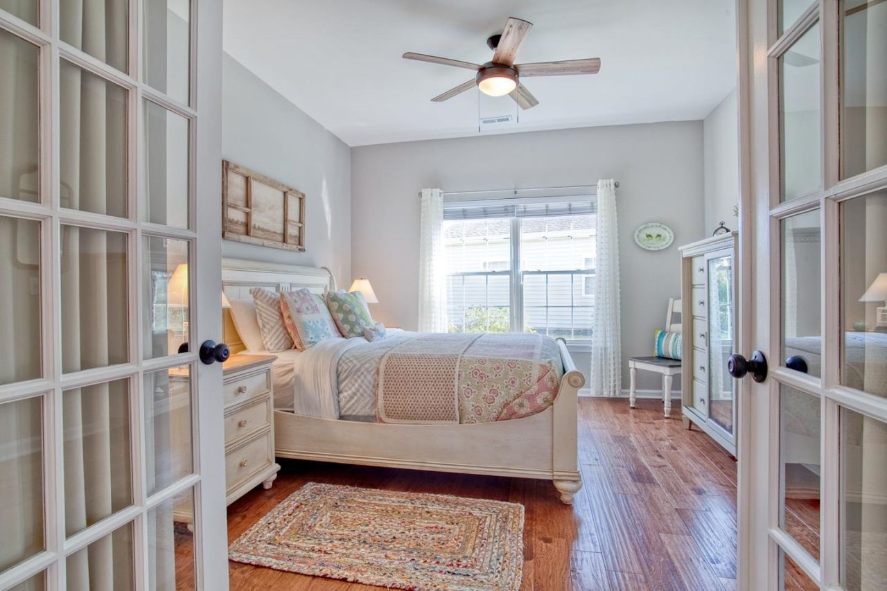 4478 Fringetree Dr. Photo 32