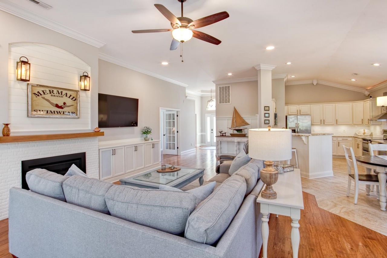 4478 Fringetree Dr. Photo 7