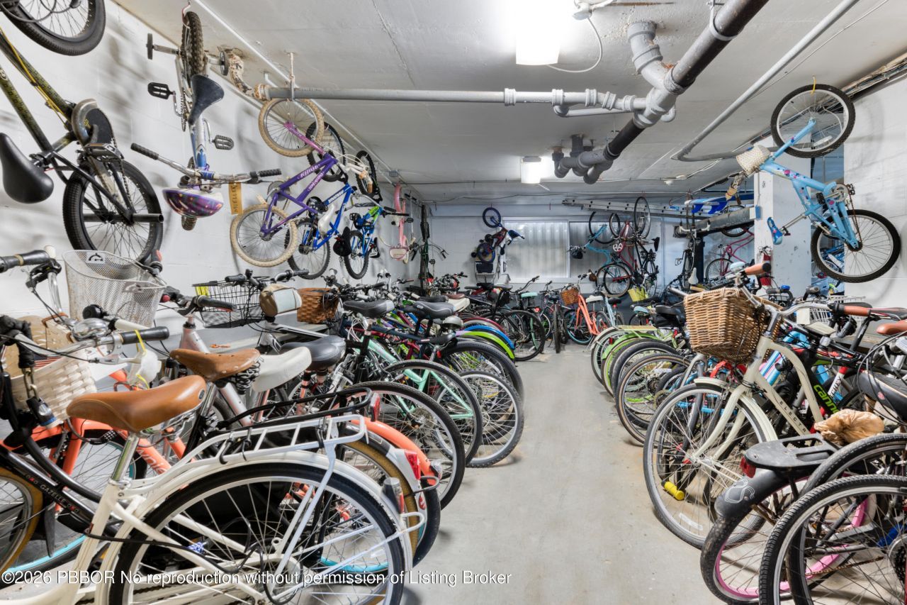 139 Sunrise Avenue, Unit 102, Palm Beach, FL 33480 Photo