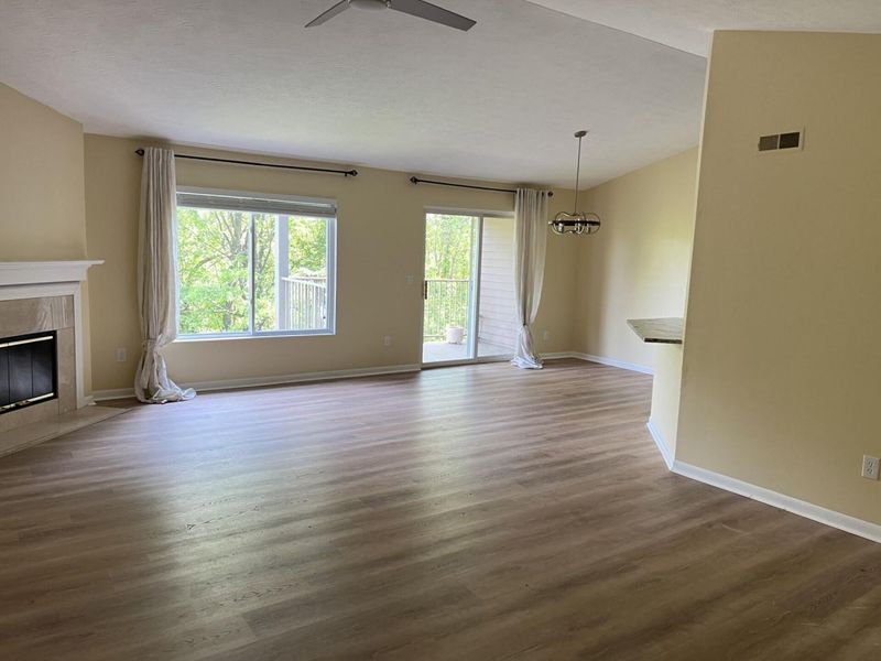 1468 Taramore Drive, Unit 302, Florence, KY 41042 Photo 4