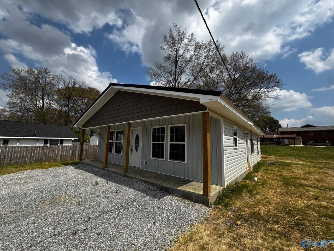 411 Elm Street, Boaz, AL 35957 Main Photo