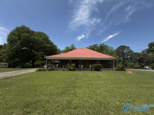 2700 Alfords Bend Road, Hokes Bluff, AL 35903