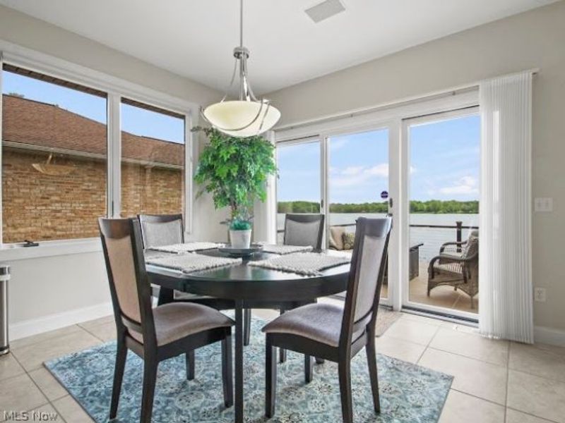 1004 Waters Edge Drive , Columbiana, OH 44408 Photo 23