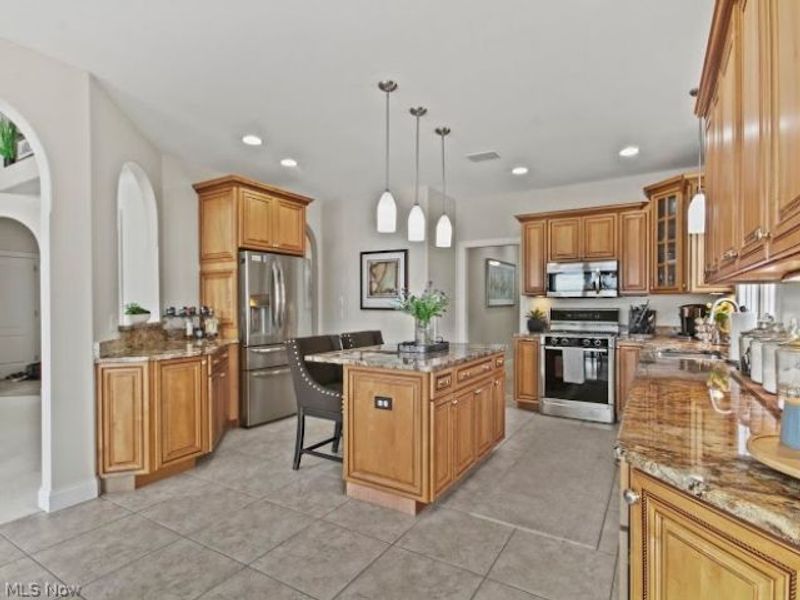 1004 Waters Edge Drive , Columbiana, OH 44408 Photo 24