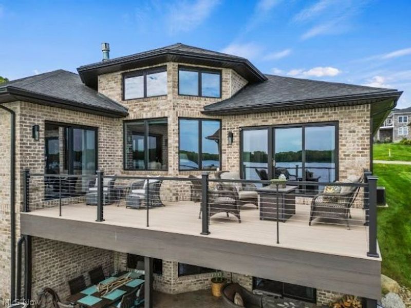 1004 Waters Edge Drive , Columbiana, OH 44408 Photo 26